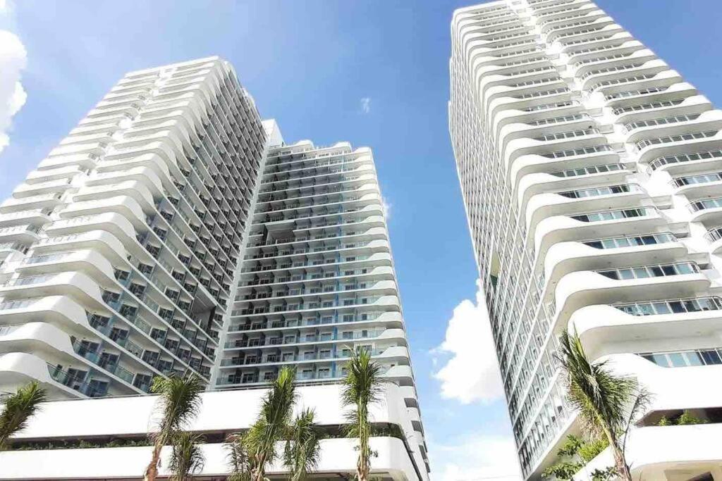 1Bedroom Unit At Azure North With Netflix Up To 6Pax San Fernando  Kültér fotó