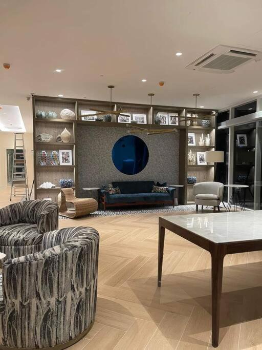 1Bedroom Unit At Azure North With Netflix Up To 6Pax San Fernando  Kültér fotó