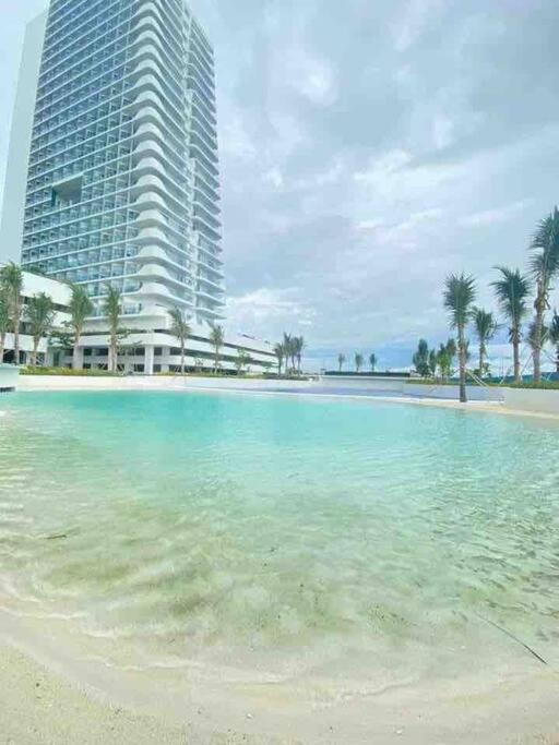 1Bedroom Unit At Azure North With Netflix Up To 6Pax San Fernando  Kültér fotó